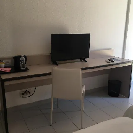 La Cle Hotel 2*