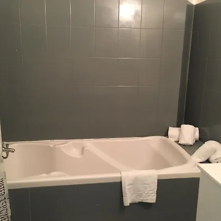 Hotel La Cle 2*